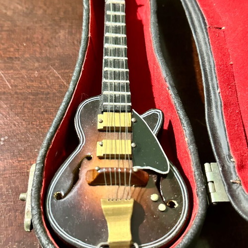 Wooden decorative jazz electric guitar miniature like new with case