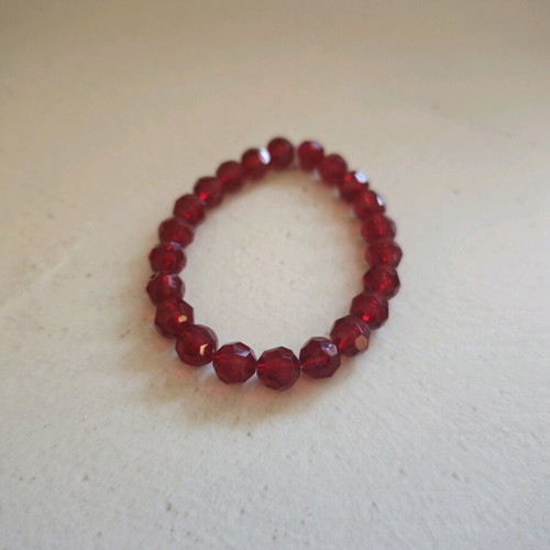 Beaded bracelet elastic like new, red