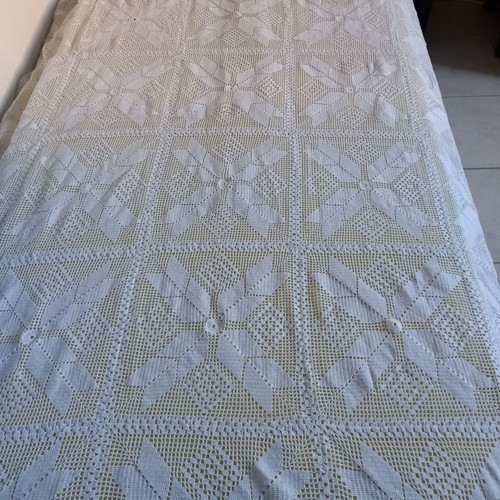 Knitted summer blanket white new for double bed
