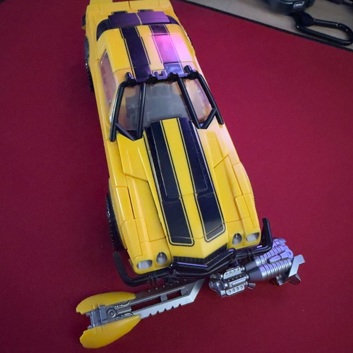 Bumblebee movie transformer knock off studio series like new