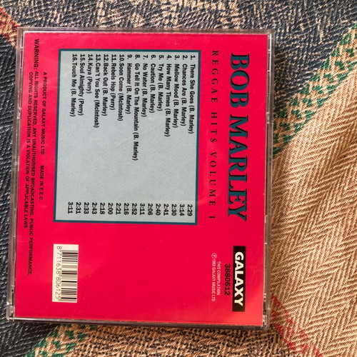 Bob Marley CD like new, reggae hits