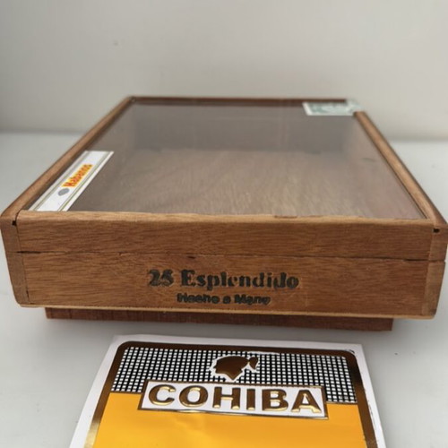 Cohiba Havana’s cigar box like new with glass lid collectible