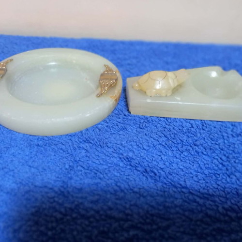 Agate stone decorative set used, brass details, two pieces