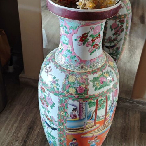 Chinese vintage Rose Medallion floor vase used, handmade porcelain