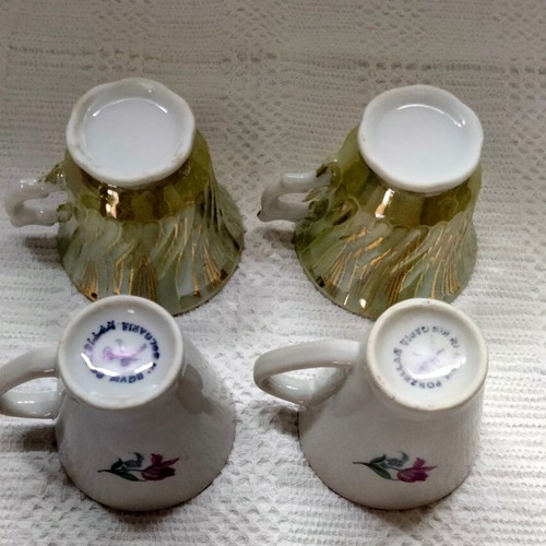 Vintage porcelain coffee cups set of 4 from Bulgaria like new