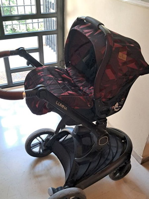 2 in 1 stroller like new, easy folding