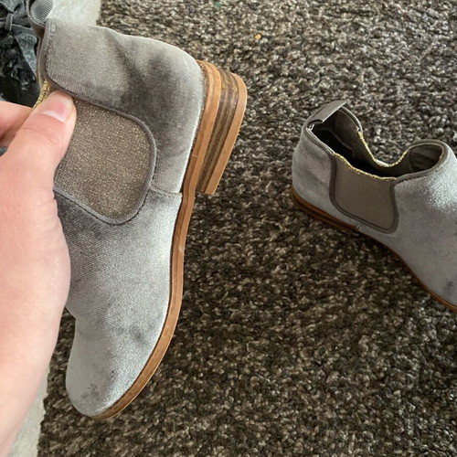 Zara boots grey velvet size 30 like new