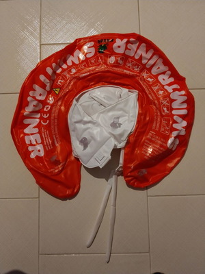 Freds Swim Academy baby swim trainer like new, red