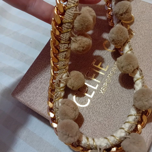 Boho style necklace like new with tassels and gold chain
