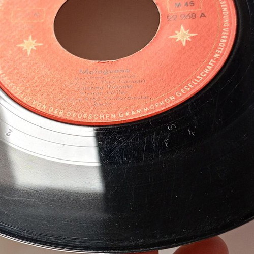 Polydor 45 rpm record used with Malaguena & Die Damenwelt in Chile