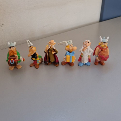 Magic Kinder Asterix figures used, set of 6, comics collection