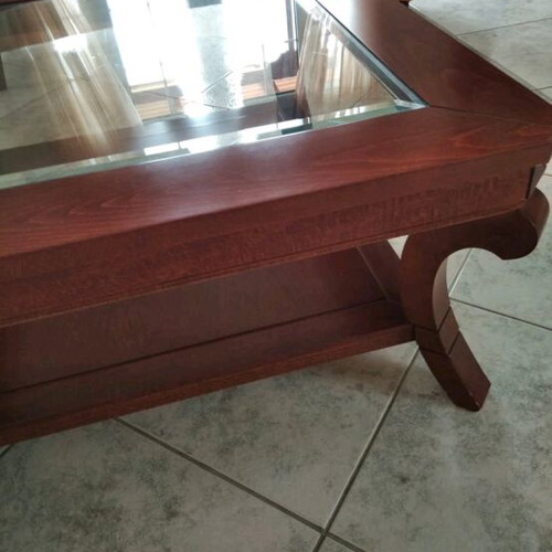Square coffee table with glass like new, cherry finish