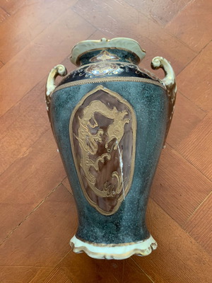 Βάζο Noritake σαν καινούργιο με μπλε σφραγίδα Κομαρου, ύψος 23 εκ.