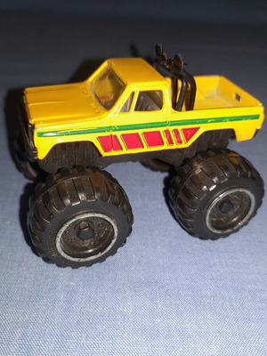 Majorette Monster Giant Super 4x4 μεταχειρισμένο παιχνίδι αυτοκίνητο