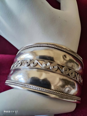 Silver 925 cuff bracelet handmade, like new