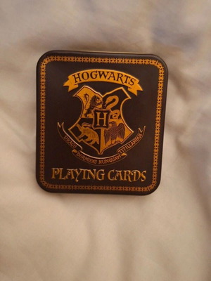 Hogwarts Playing Cards like new
