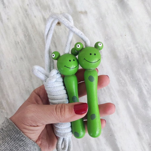 Frog jump rope new with wooden handles