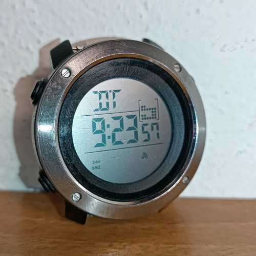 Skmei watch used with light scratches and missing strap