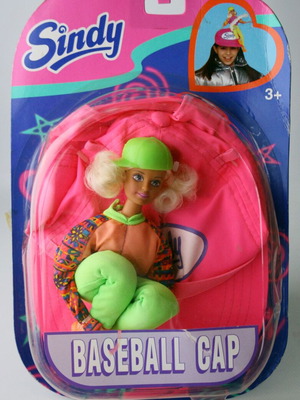 Sindy soft doll with baseball cap Hasbro 1996 new sealed