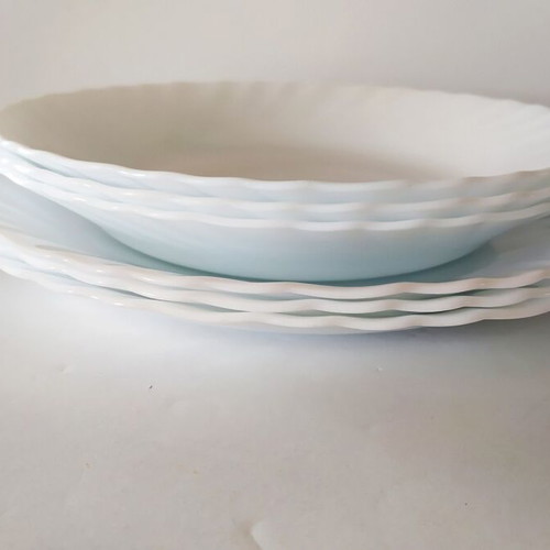 White serving plates used, set of 6, made in Spain