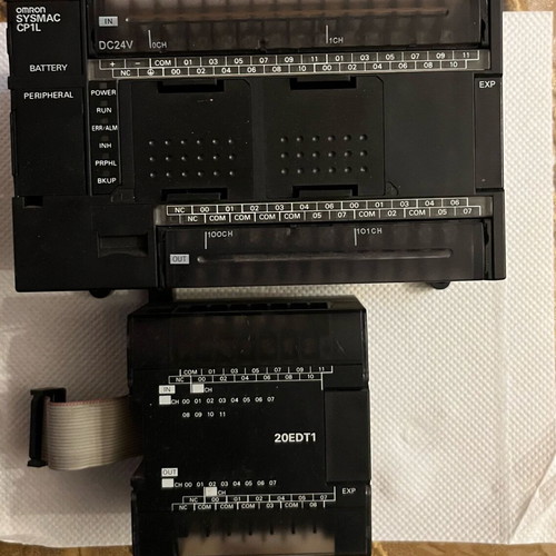 Omron Sysmac CP1L PLC like new with expansion