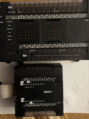 Omron Sysmac CP1L PLC like new with expansion