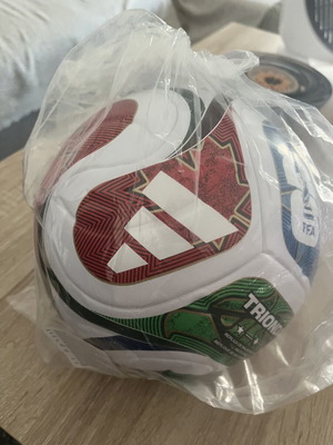 Adidas World Cup 2026 Authentic Ball new