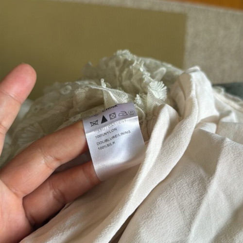 Lace top like new, white, size S, nylon and silk