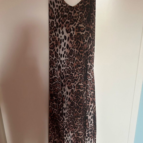 Leopard dress like new, one size