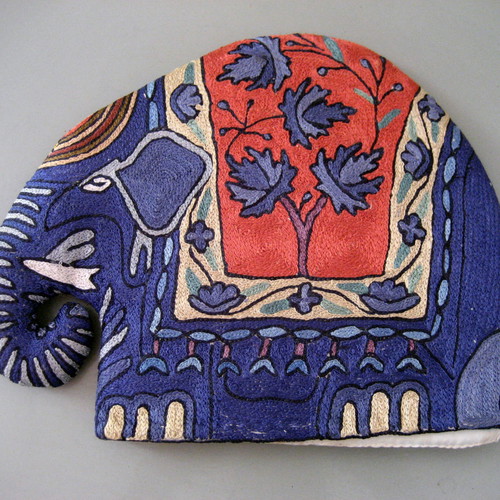 Tea Cosy from India with silk embroidery unused