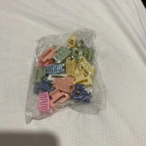 Hair Clips new, multicolor
