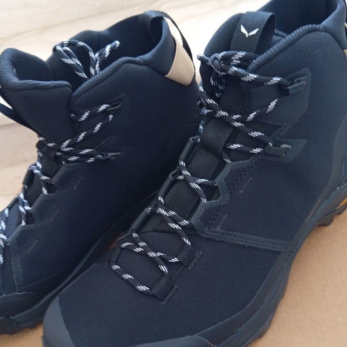 Salewa Puez 2 Mid Powertex hiking boots, black, size 44.5