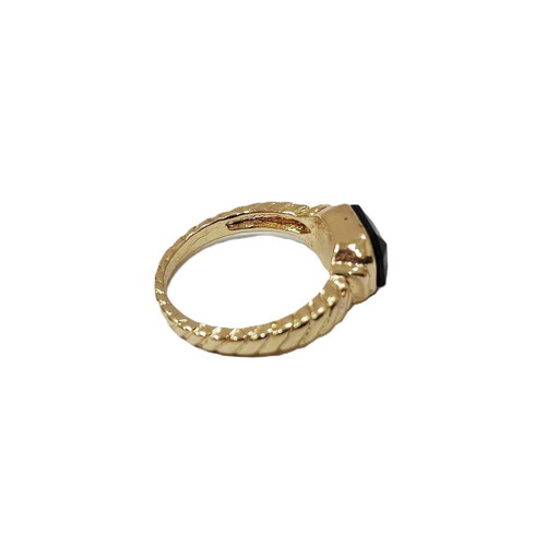 Vintage style ring with black onyx, like new