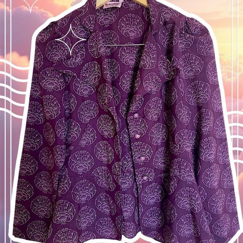 Vintage shirt used with puffed sleeves, size Small, white and purple