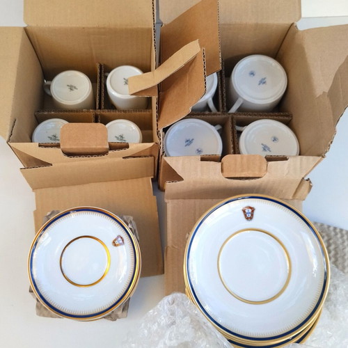 Porcelain coffee and tea cups set new, exclusive to Portuguese royal family
