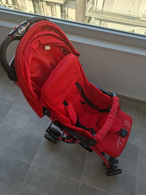 Lightweight stroller used, ideal for newborns up to 15 kg