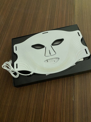 Led Advanced Mask καινούργια στο κουτί με παρελκόμενα