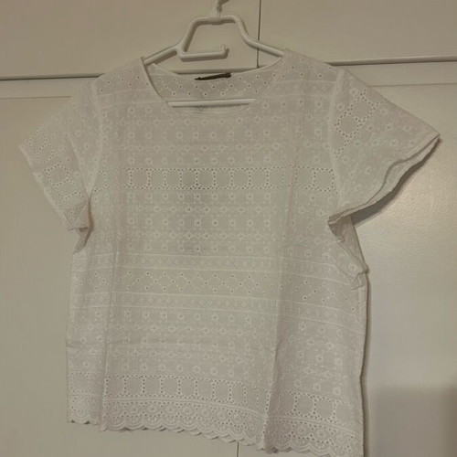 Blouse short-sleeve new with kipour pattern, size M