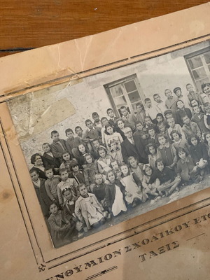 Φωτογραφία ελληνικού σχολείου μεταχειρισμένη 1950 αυθεντική πρωτότυπη 24χ27 εκ