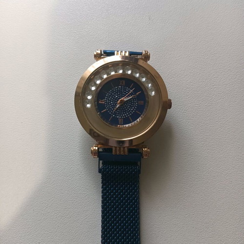 Wristwatch women's like new, blue color