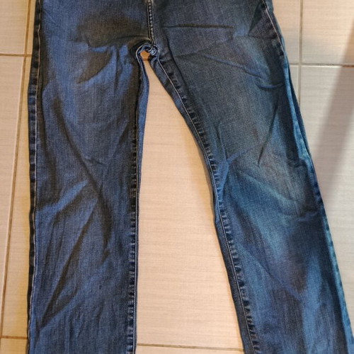 Navy & Green men's jeans used, pack of 3, blue shades, size M