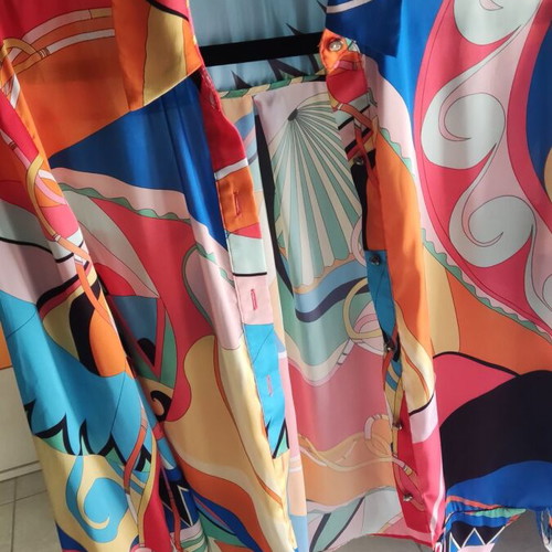 Twenty 29 women's shirt M multicolor like new