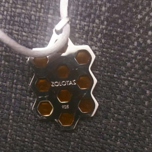 Zolotas Kypseli necklace like new