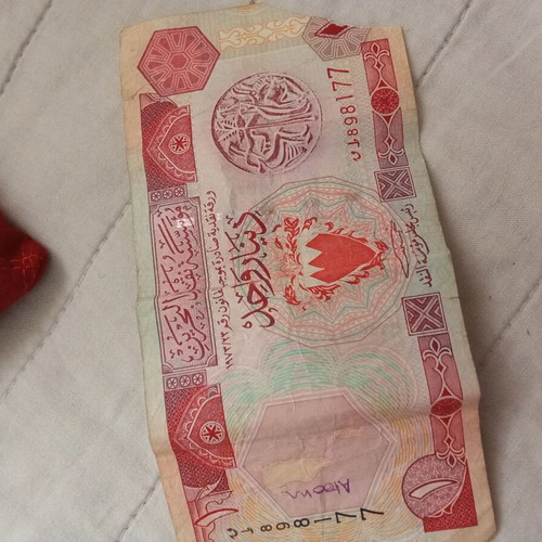 Old Greek and foreign banknotes used