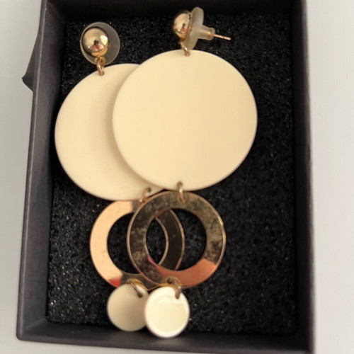 Pendant earrings