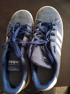 Adidas kids shoes size 35 1/2 used, blue sports