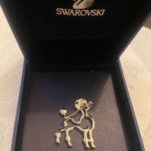 Swarovski dog brooch like new