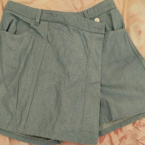 Regalinas shorts new, denim color, front skirt style