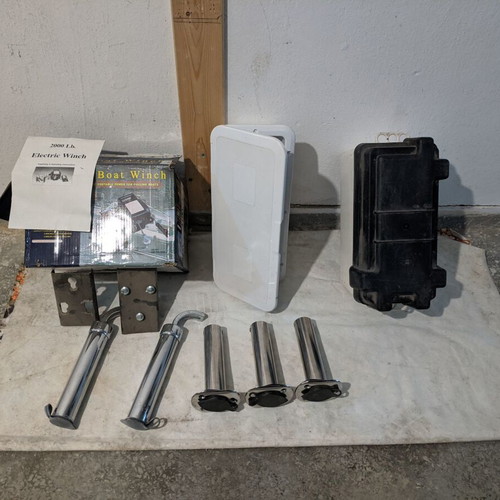Winch 12V for Trailer Boat new with stainless rod holders and battery case