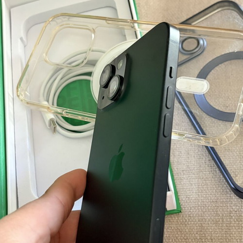 Apple iPhone 15 128GB black like new, 82% battery health, 1.5 years warranty